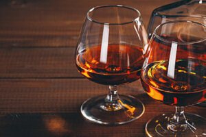 正しく使えてる？！『ブランデー』と『ウイスキー』の違いは？
