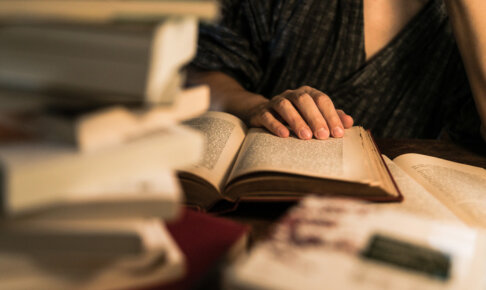 正しく使えてる？！『気が置けない』と『気の置けない』意味や違いは？